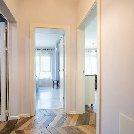 Sunny In Studentski Grad, Behind Unss Apartment Sofia