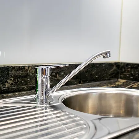 Apartment Sunny In Studentski Grad, Behind Unss *