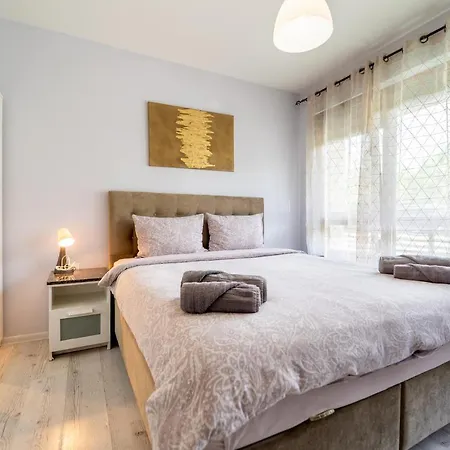 Sunny In Studentski Grad, Behind Unss