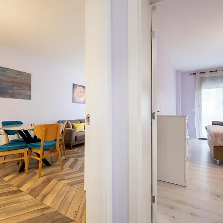 Sunny In Studentski Grad, Behind Unss Lejlighed