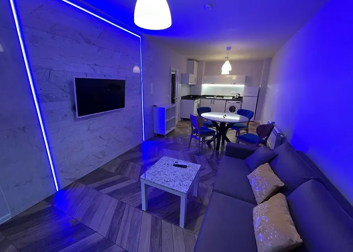 Sunny In Studentski Grad, Behind Unss *