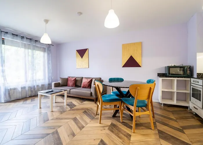 Sunny In Studentski Grad, Behind Unss Sofia