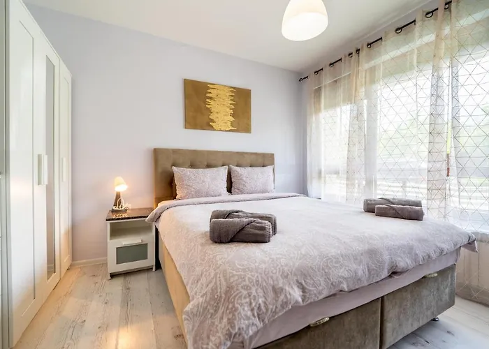 Sunny In Studentski Grad, Behind Unss