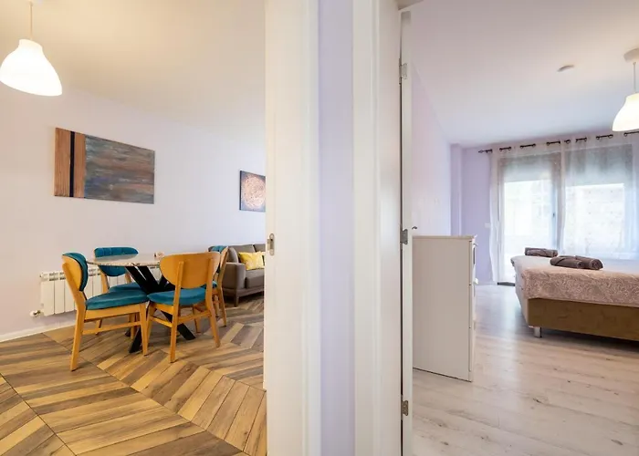 Sunny In Studentski Grad, Behind Unss شقة