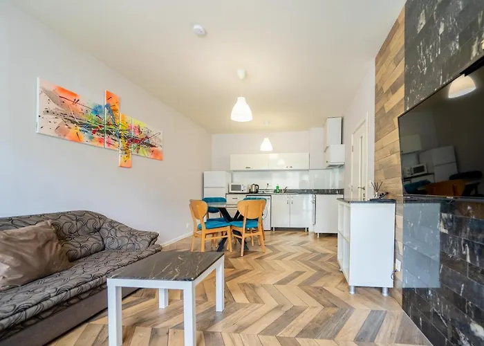 Sunny In Studentski Grad, Behind Unss Apartment