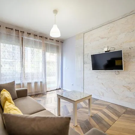 Sunny In Studentski Grad, Behind Unss Appartement Sofia